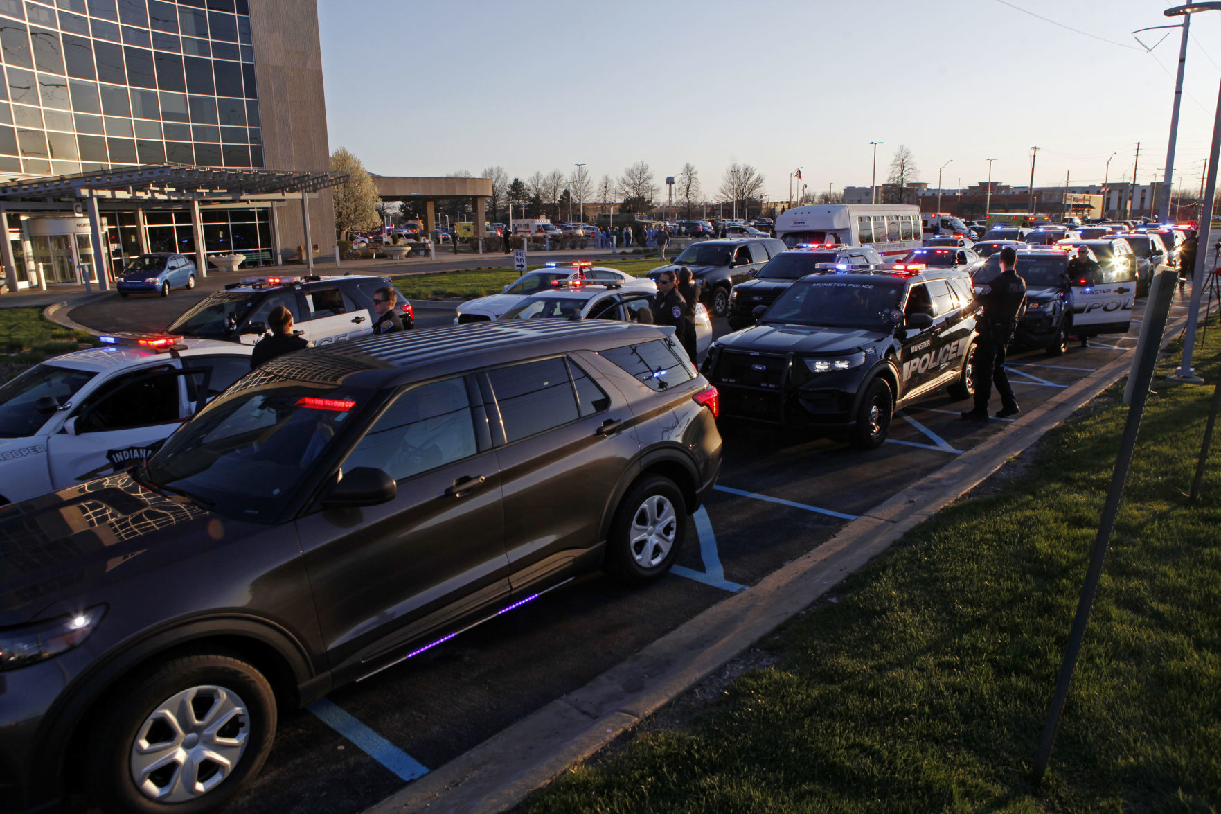 First responders recognize north Lake County health care workers